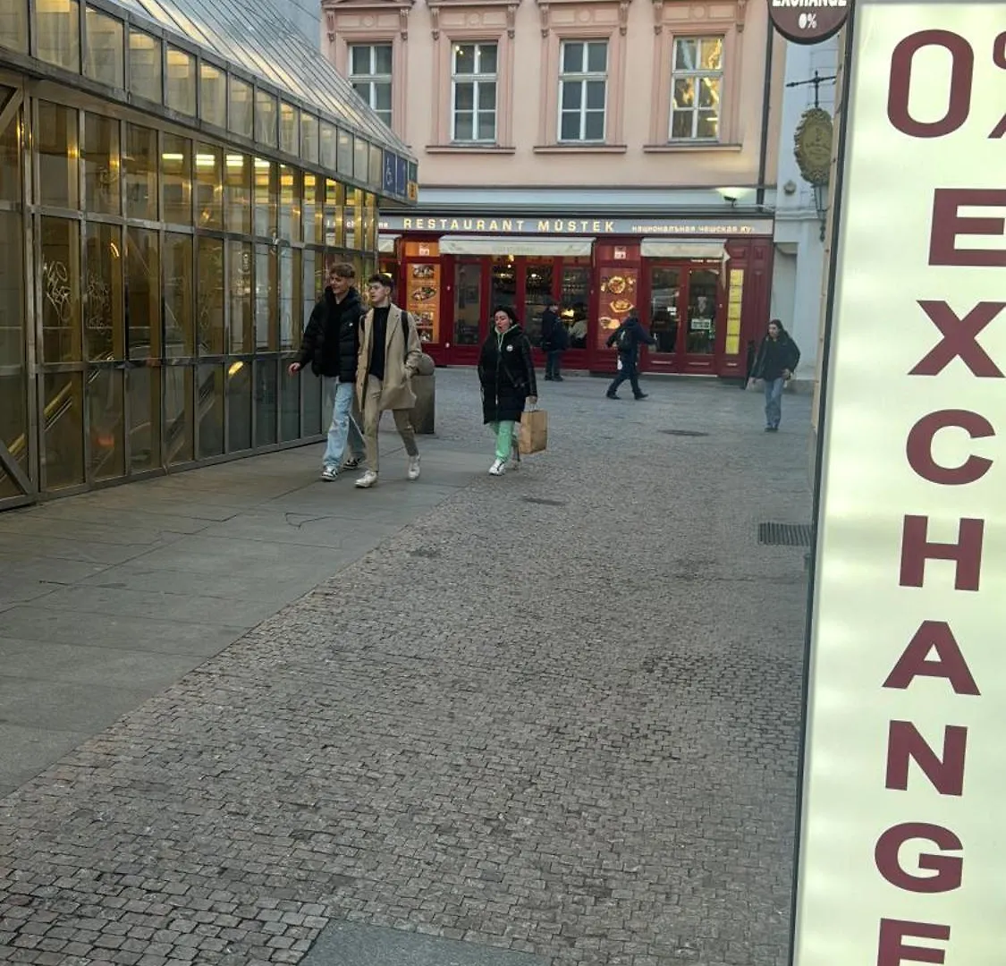 Lovely Historical Apartment Praag 0*,